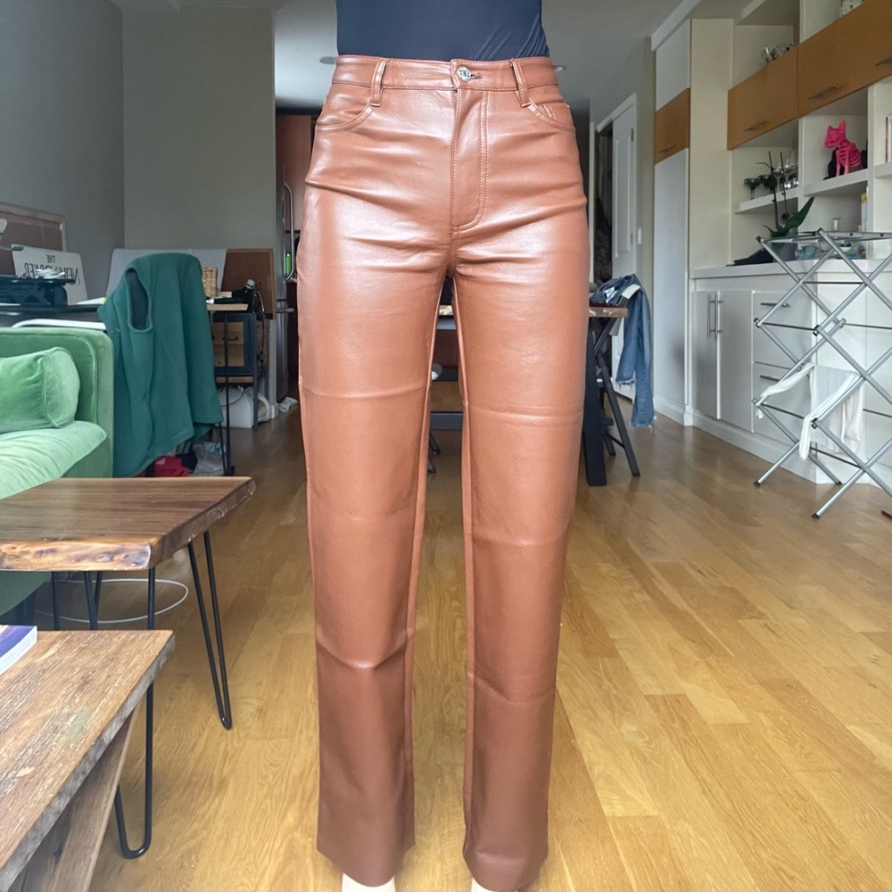 NWOT Aritzia Faux leather; Pant size 0